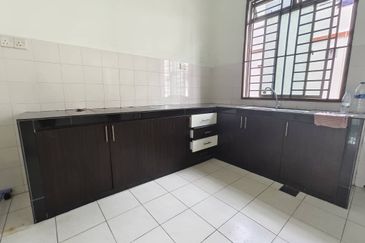 Austin Residence @Taman Mount Austin