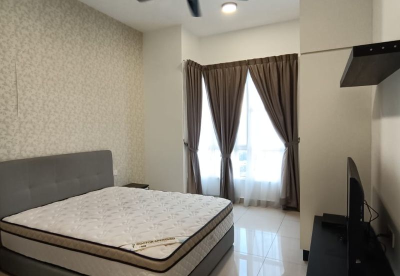 The Pinnacles (Pinnacle Tower)