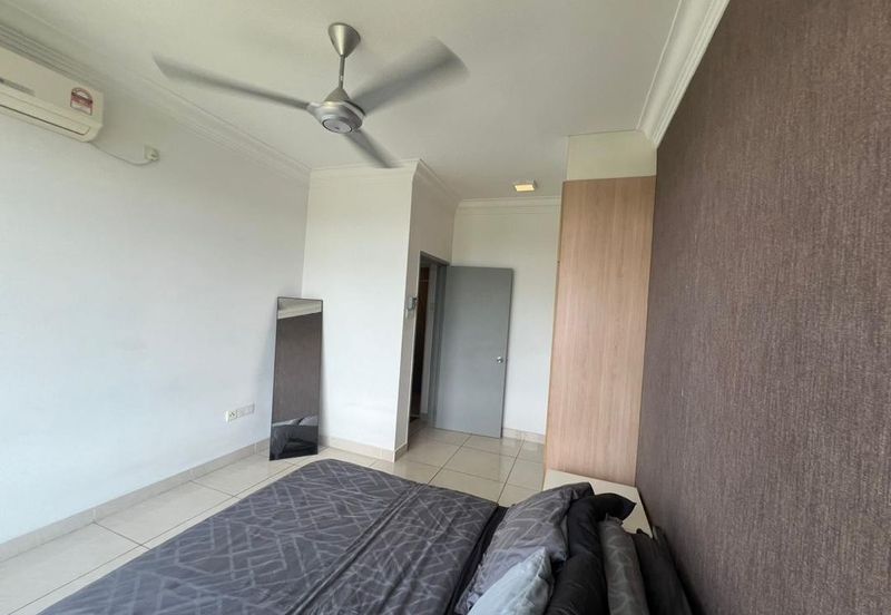 Golden Sands Seaview Residence