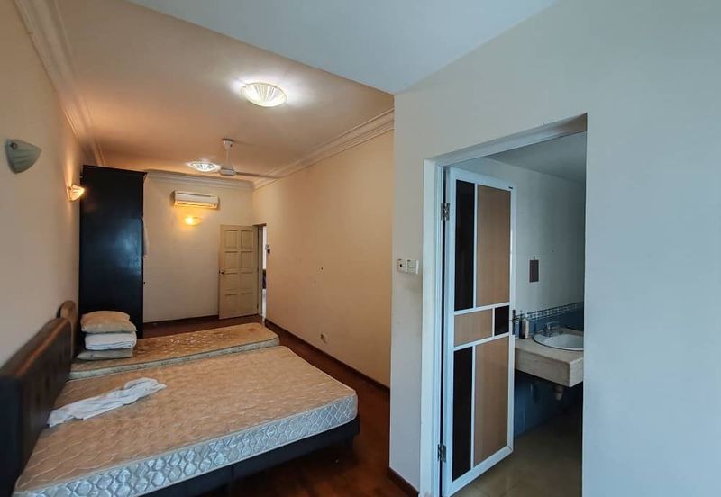 Pangsapuri Orchid View Luxury Apartment