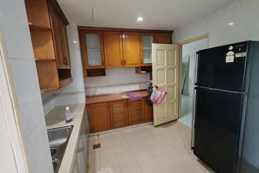 Pangsapuri Orchid View Luxury Apartment