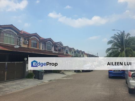 For Sale Bestari Indah Double Storey 18x65sqft , Johor, Ulu Tiram
