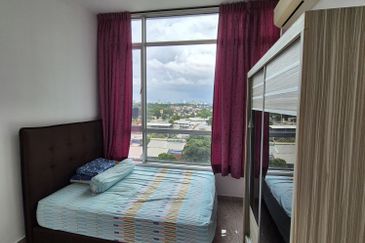 Dedaun Hijau (Greenfield Regency)