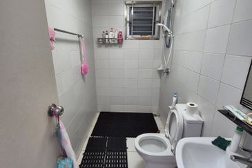 Dedaun Hijau (Greenfield Regency)