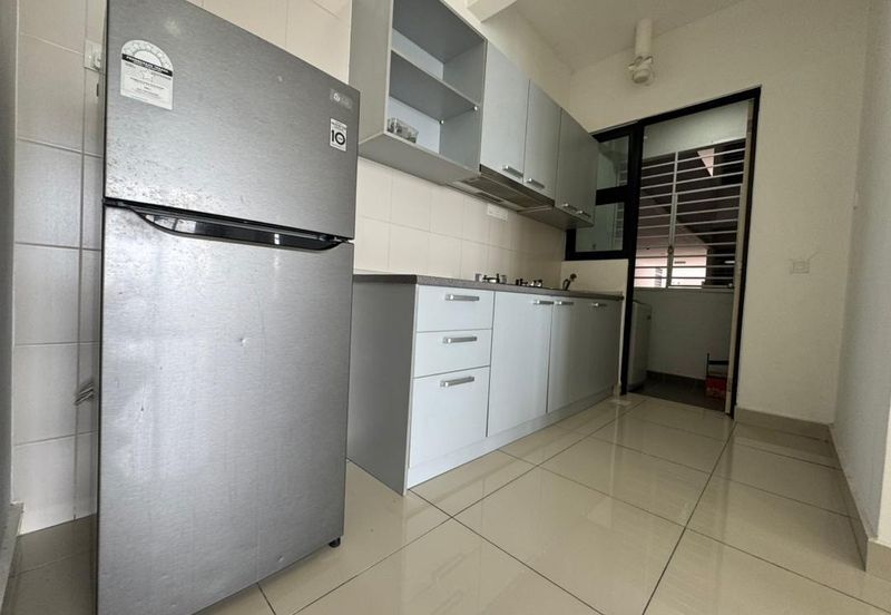 Dedaun Hijau (Greenfield Regency)