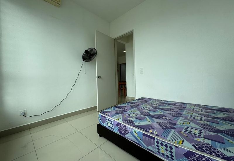 Dedaun Hijau (Greenfield Regency)