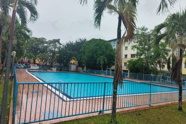 Apartment Seri Intan, Bandar Seri Alam