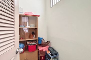 Setia Tropika Double Storey Furnish For Rent