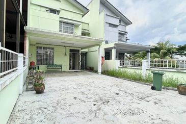 Setia Tropika Double Storey Furnish For Rent