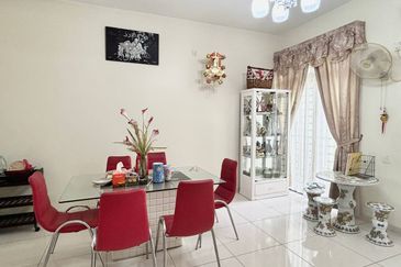 Setia Tropika Double Storey Furnish For Rent