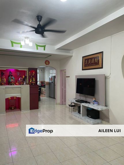 Puteri Wangsa Jalan Bestari Double Storey Tip Top Condition For Sale, Johor, Ulu Tiram