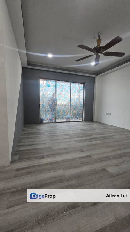 Taman Daya Flat Near Austin High Floor Full Loan Unit For Sale, Johor, Johor Bahru