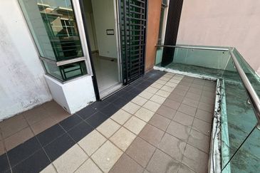 Jalan Mutiara Emas 10/8