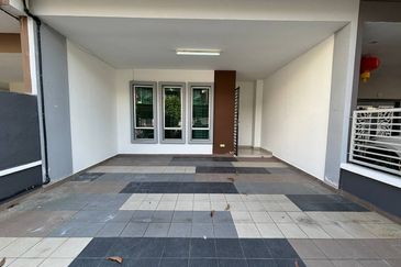 Jalan Mutiara Emas 10/8