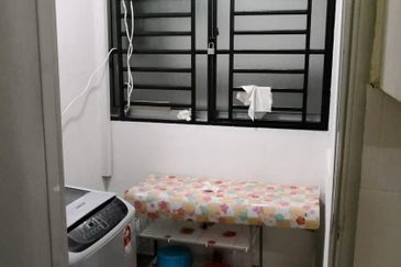 Dedaun Hijau (Greenfield Regency)