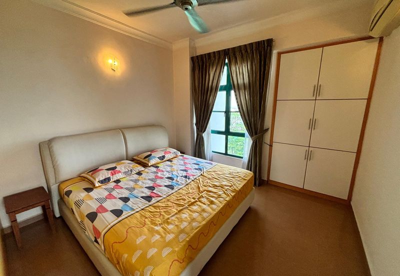 The Straits View, Bandar Baru Permas Jaya