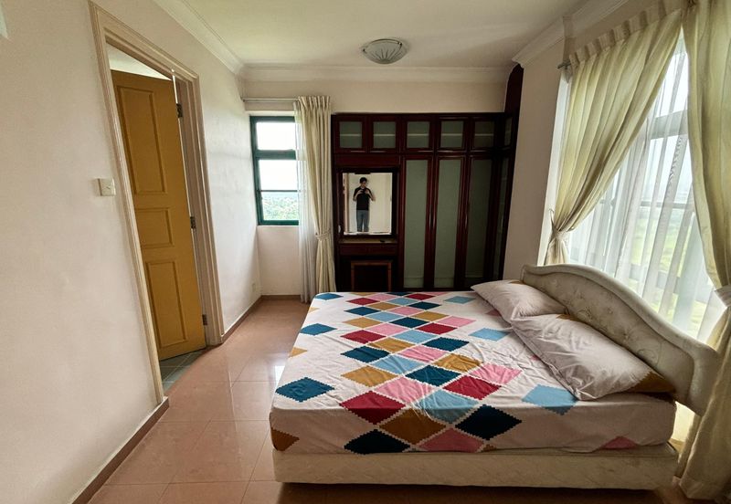 The Straits View, Bandar Baru Permas Jaya