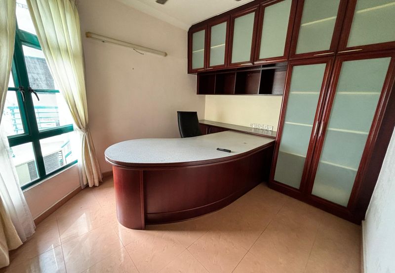 The Straits View, Bandar Baru Permas Jaya