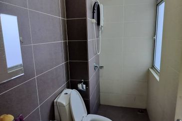 SKS Habitat Apartment, Larkin