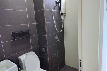 SKS Habitat Apartment, Larkin