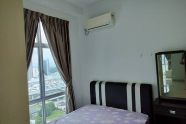 SKS Habitat Apartment, Larkin