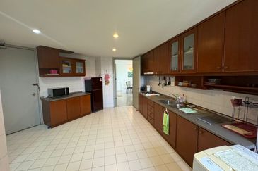 The Straits View, Bandar Baru Permas Jaya