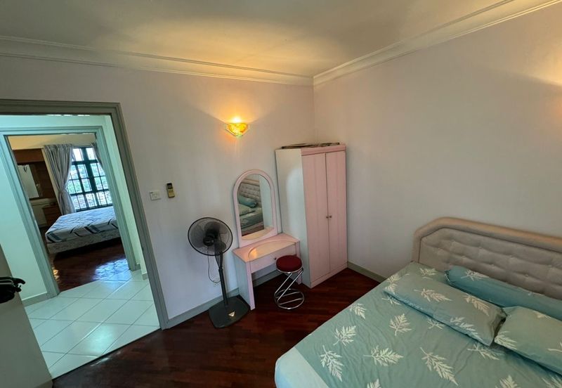 The Straits View, Bandar Baru Permas Jaya