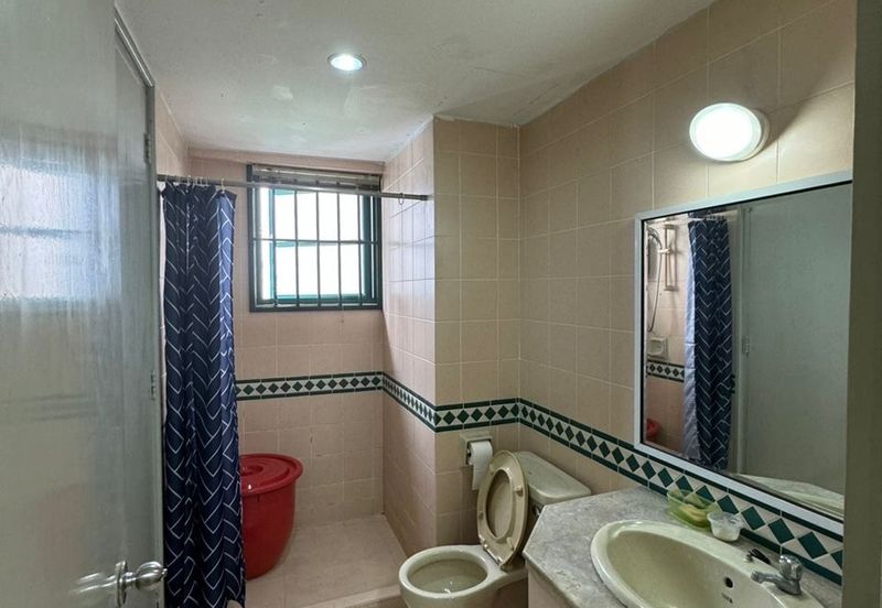 The Straits View, Bandar Baru Permas Jaya