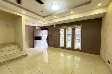 Austin Residence @Taman Mount Austin