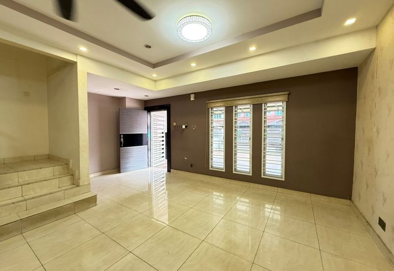 Austin Residence @Taman Mount Austin