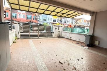 Austin Residence @Taman Mount Austin