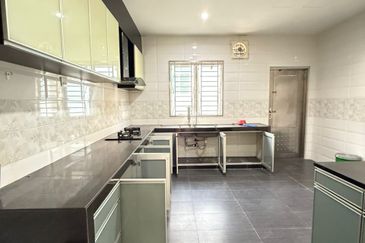 Austin Residence @Taman Mount Austin