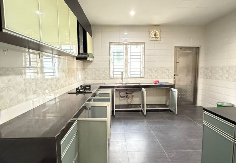 Austin Residence @Taman Mount Austin