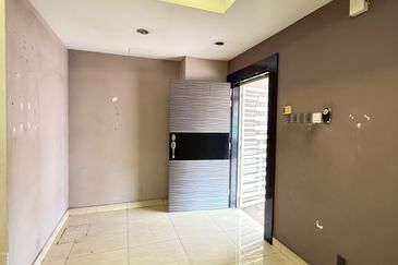 Austin Residence @Taman Mount Austin