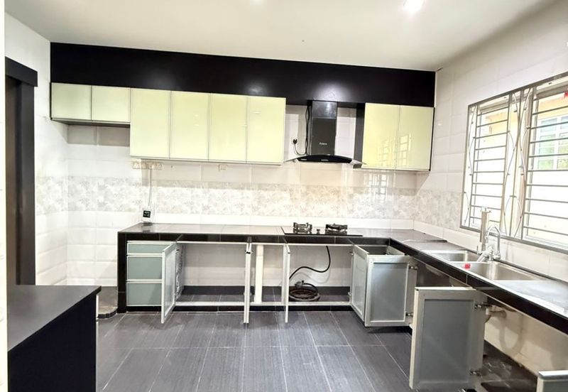 Austin Residence @Taman Mount Austin