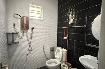 Austin Residence @Taman Mount Austin