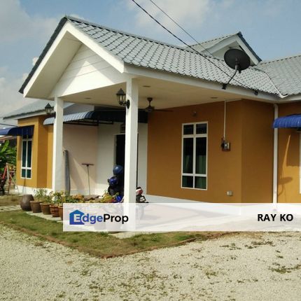 Freehold Bungalow lot for Sales in Sg Abong, Muar, Johor, Muar