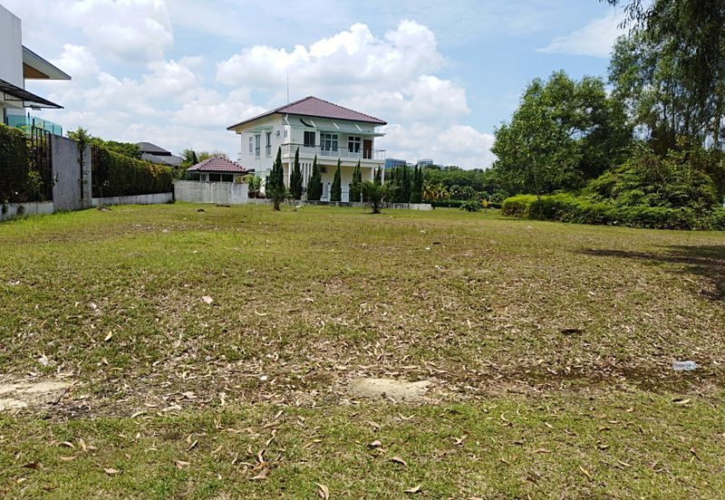 Perdana Lakeview East