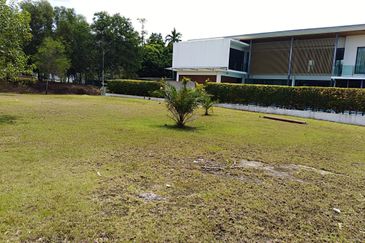 Perdana Lakeview East