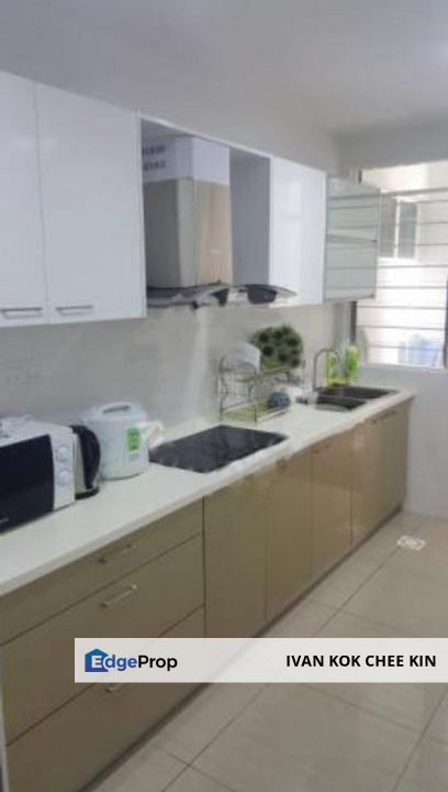 Pool View, Selangor, Saujana 