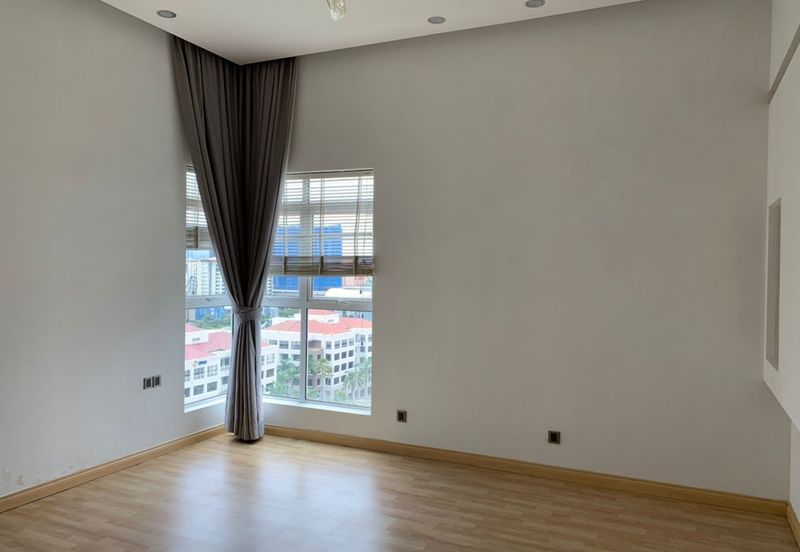 Amaya Saujana, Saujana Subang