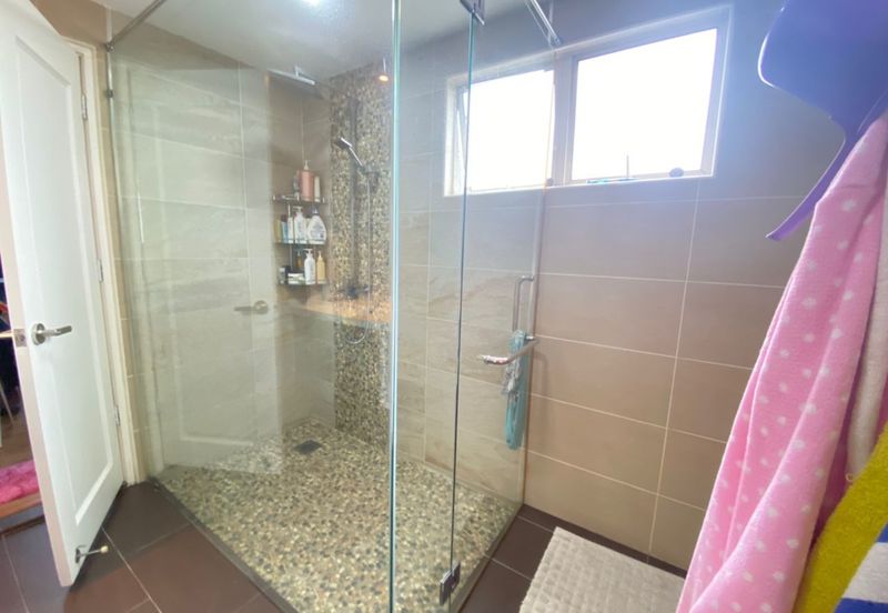 Bungaraya Kondominium, Saujana Subang