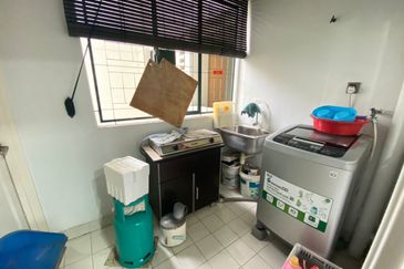 Bungaraya Kondominium, Saujana Subang