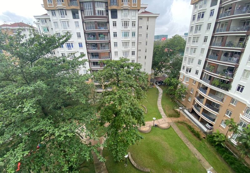 Bungaraya Kondominium, Saujana Subang