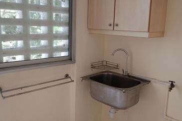 Bungaraya Kondominium, Saujana Subang