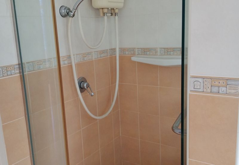 Bungaraya Kondominium, Saujana Subang