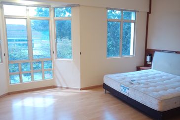 Bungaraya Kondominium, Saujana Subang