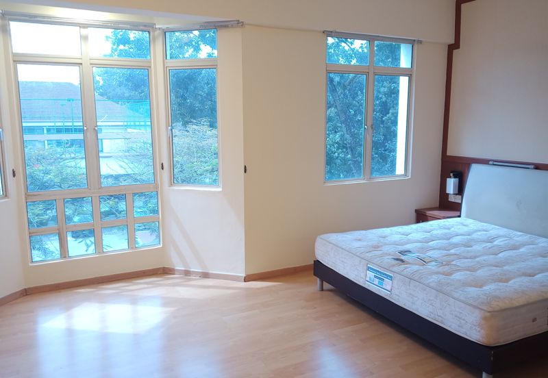 Bungaraya Kondominium, Saujana Subang