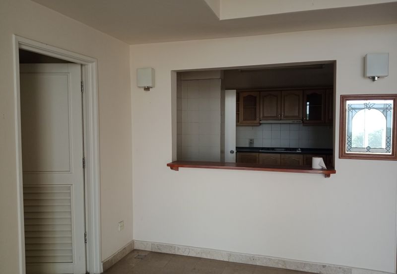 Bungaraya Kondominium, Saujana Subang