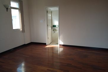 Bungaraya Kondominium, Saujana Subang